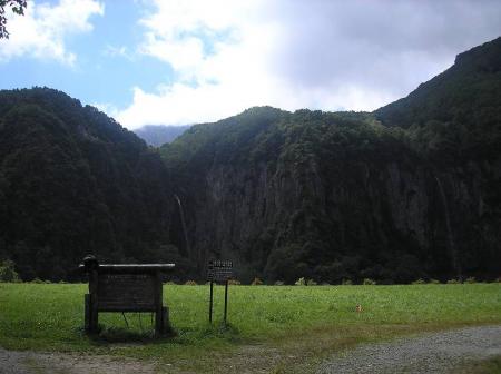 この高原地帯のところからよく見える。ここまで来ないと意味がないかも
