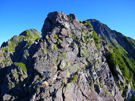 鎖のトラバースポイントだけど、実際歩いてみると意外と簡単に行けた