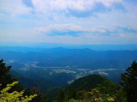 こっち側は集落が並んでるのかな！？