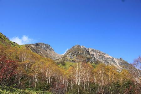 焼岳がよく見えるポイント。ここまでで1時間くらいで良い休憩場所にもなる