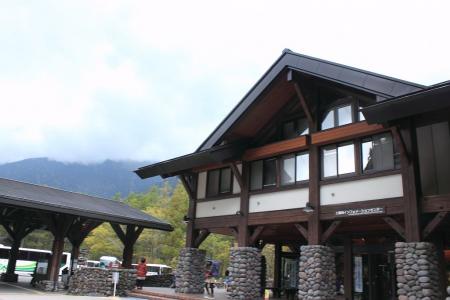 上高地バスターミナル