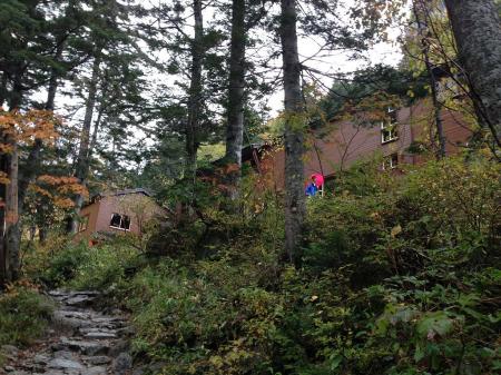 横尾から1時間半ほどで槍沢ロッジに到着