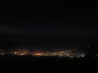ここで夜景撮影。富士山から見る夜景は高度感はあるけど遠い感じがした
