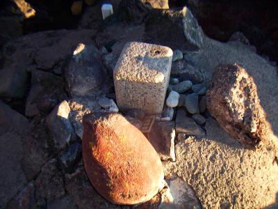 これが富士山にある三角点。まあ普通の三角点ですな