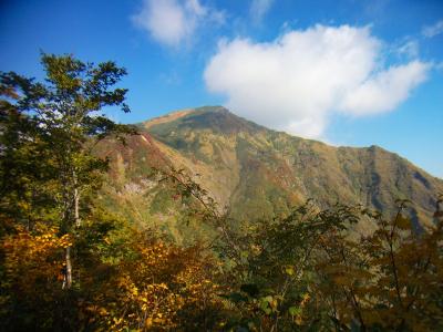 時折ガスがはけるので、それを期待しながら登る
