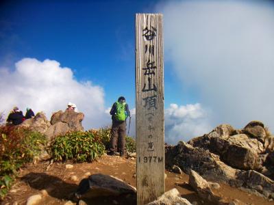 谷川岳山頂・オキノ耳(1977m)に到着