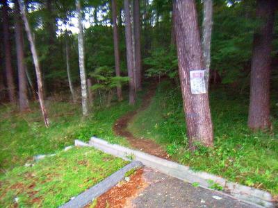 瑞牆山荘からスタート。今日は二つの山を登るのでかなり早朝