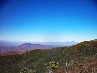 こっち側が何の山が見えているのかよくわからない。写真に写したかわからないけど槍ヶ岳がどこかに見えていた