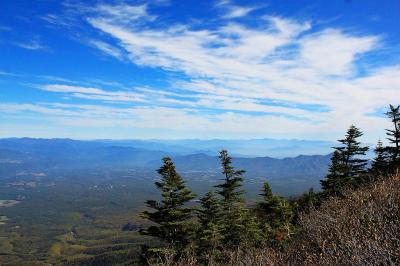 東側の展望も何が見えてるのかわからない