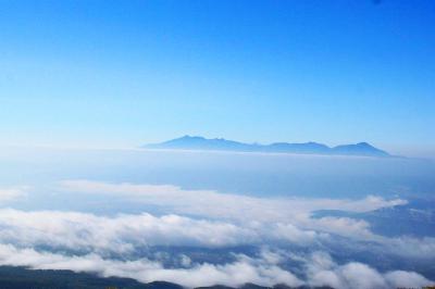 この様子だと下界からはこちらは雲に隠れて見えないはうｚ