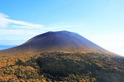 トーミの頭付近から浅間山が姿を現した