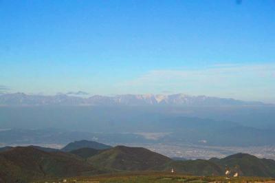 青空が広がっているけど、向こう側から徐々に雲が見えてきた