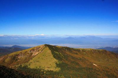 次いく根子岳が低く見える