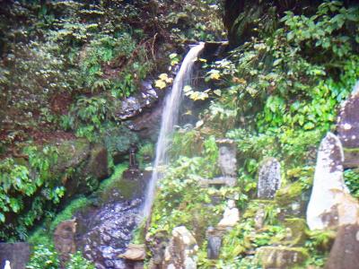 これが琵琶滝か！？なんとなくショボいかも