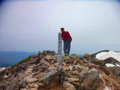 御前峰・白山山頂で記念撮影♪