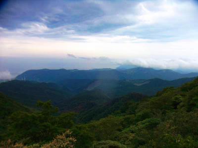 これほど雲があるなら、こっち側にきてガスってくれたほうがまだ神秘的だったかも