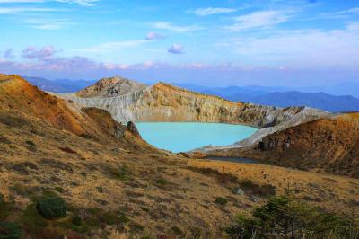 まずは湯釜を見に行く