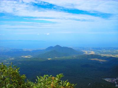 向かいに見えてる山は孝霊山かな！？