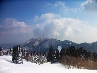 ここで展望が開けるけど、あそこの山が何なのか忘れた