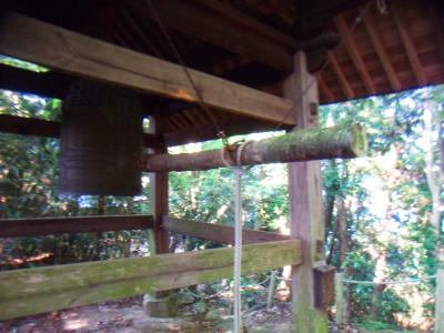 この鐘鳴らしたけど、だめだったらごめんなさい・・・