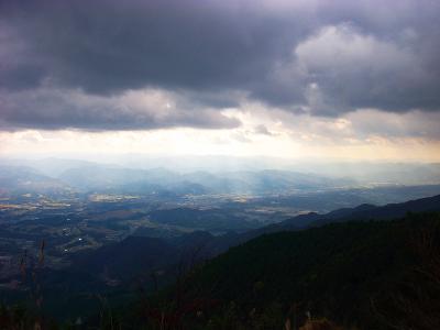 本当なら大峰山脈も見えるらしいけど今回は雲で見えなかった