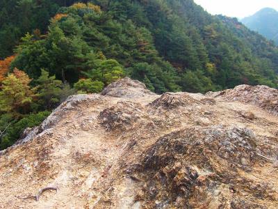 蔵岩到着。今日はここで昼食をとる