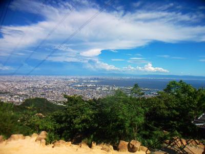 風吹岩からの展望。夜景で見慣れているけど、昼間の景色は久しぶりかも