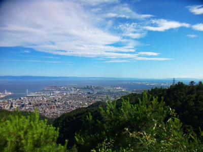 七兵衛山山頂からの展望。夜景を撮りに来るほどの視界でもなかった