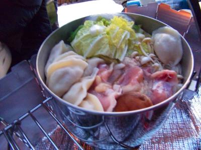 第一弾の食材のアップ、いよいよ温めはじめる