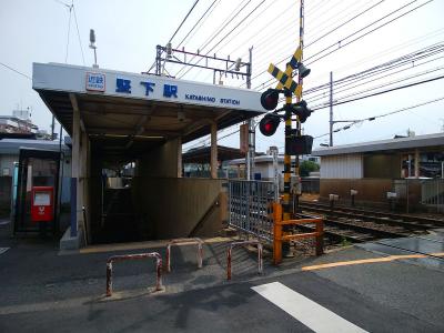 近鉄・堅下駅よりスタート。この駅付近に安いコインパーキングもある