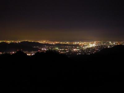 こっちは姫路市方面の夜景かな！？百間岩付近からだと西側の夜景を望むことができた