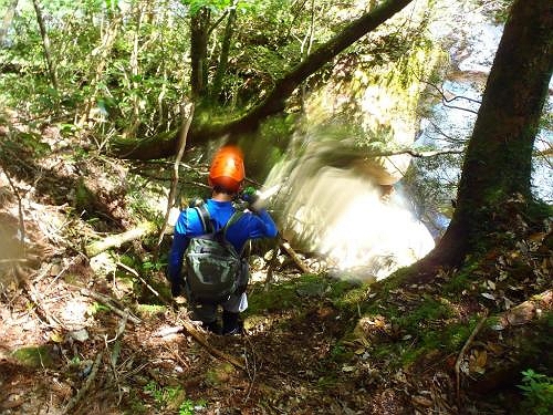 ここ難所だった巻きの下り。ここで時間がかかってしまった