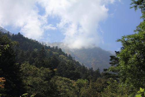 常念岳は見えたけどガスで隠れていた