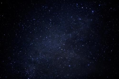 天の川が見えたので先日買った24mmの単焦点で撮影してみた