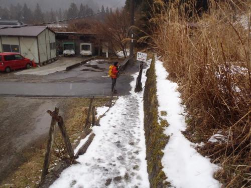 登山口に降りてきた