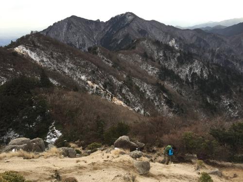 鈴鹿の稜線はこういった砂地エリアも多い