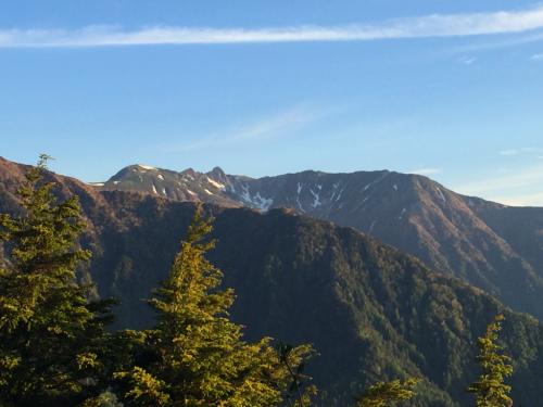 やっと宝剣岳方面だけの視界が開けた