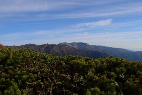 宝剣岳、千畳敷カール方面もだんだん視界がひらけてきた