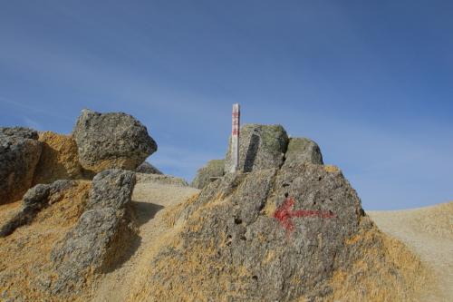 やった！！念願の空木岳頂上（2864m）に到着！！これで中央アルプスの百名山は制覇した