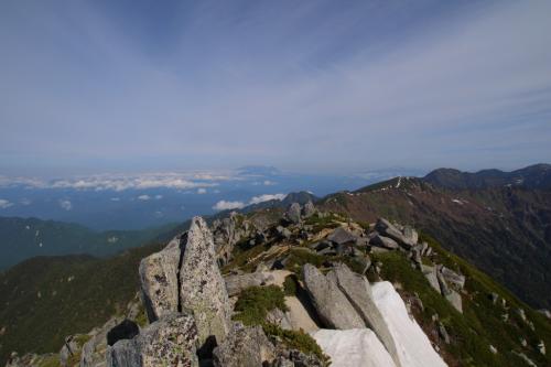 御嶽山と乗鞍岳が顔を出していた