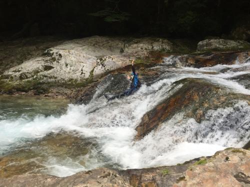 ひでぶーさんがスライダー