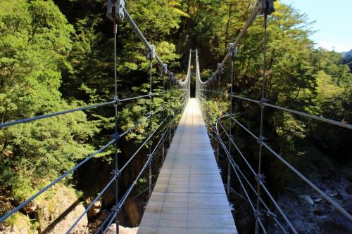 平等嵓吊り橋は迫力があった