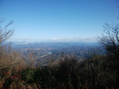 山頂からの展望はちょっとだけ