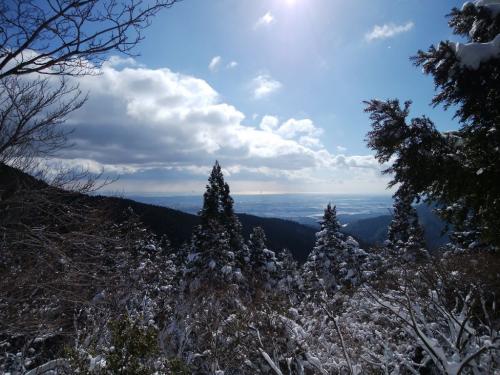 青空もあるし、伊勢湾も見えて気持ちいい