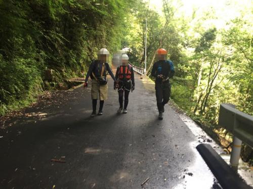 さあ出発します