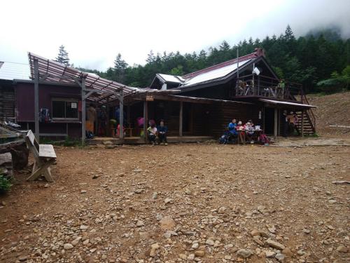 行者小屋に到着