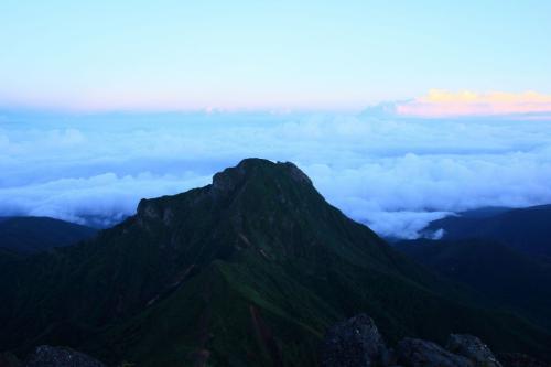 阿弥陀岳もごらんのとおり