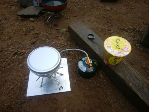 腹が減ったのでカレー飯をいただく