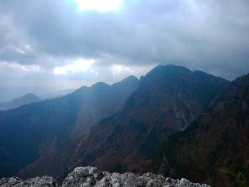 大普賢岳もこの通り。迫力ある～