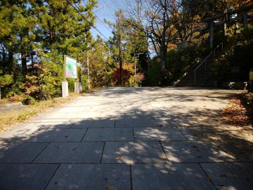 ここで案内板があった